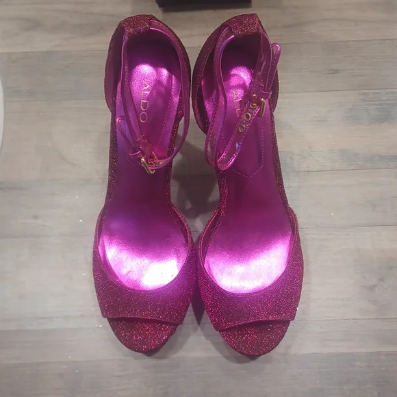 NWOT ALDO Hobo Rhinestone Pumps Plate Form Wedding Women Shoes - Picture 7 of 10